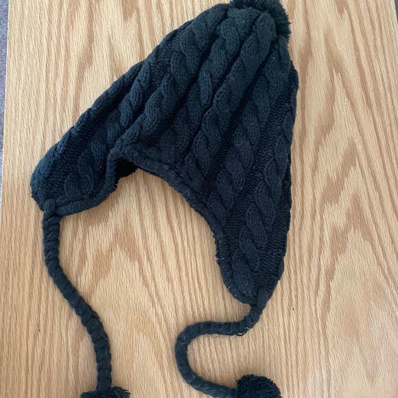 The North Face Women’s Fuzzy Earflap Beanie Cable Knit Black - Picture 4 of 4